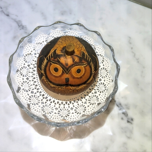 Lucuma Design Carved Gourd Art / Hand Carved Owl - Picture 3 of 14